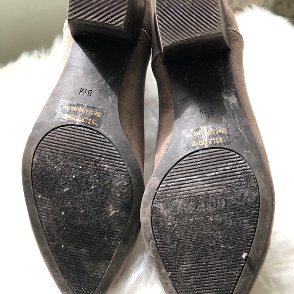 Taupe Suede Slip-On Boots- Unisa Size 8 - Picture 4 of 10